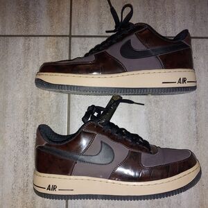 Nike Men's Brown and Black Sneakers